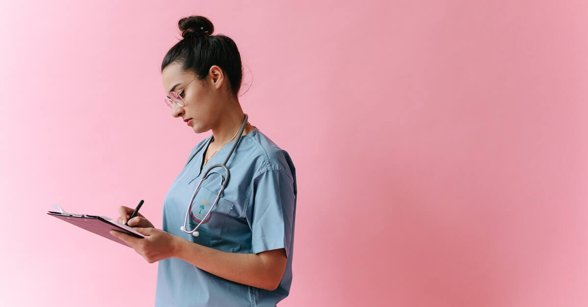 What Do Nurses Wear at Work? American Institute of Alternative Medicine