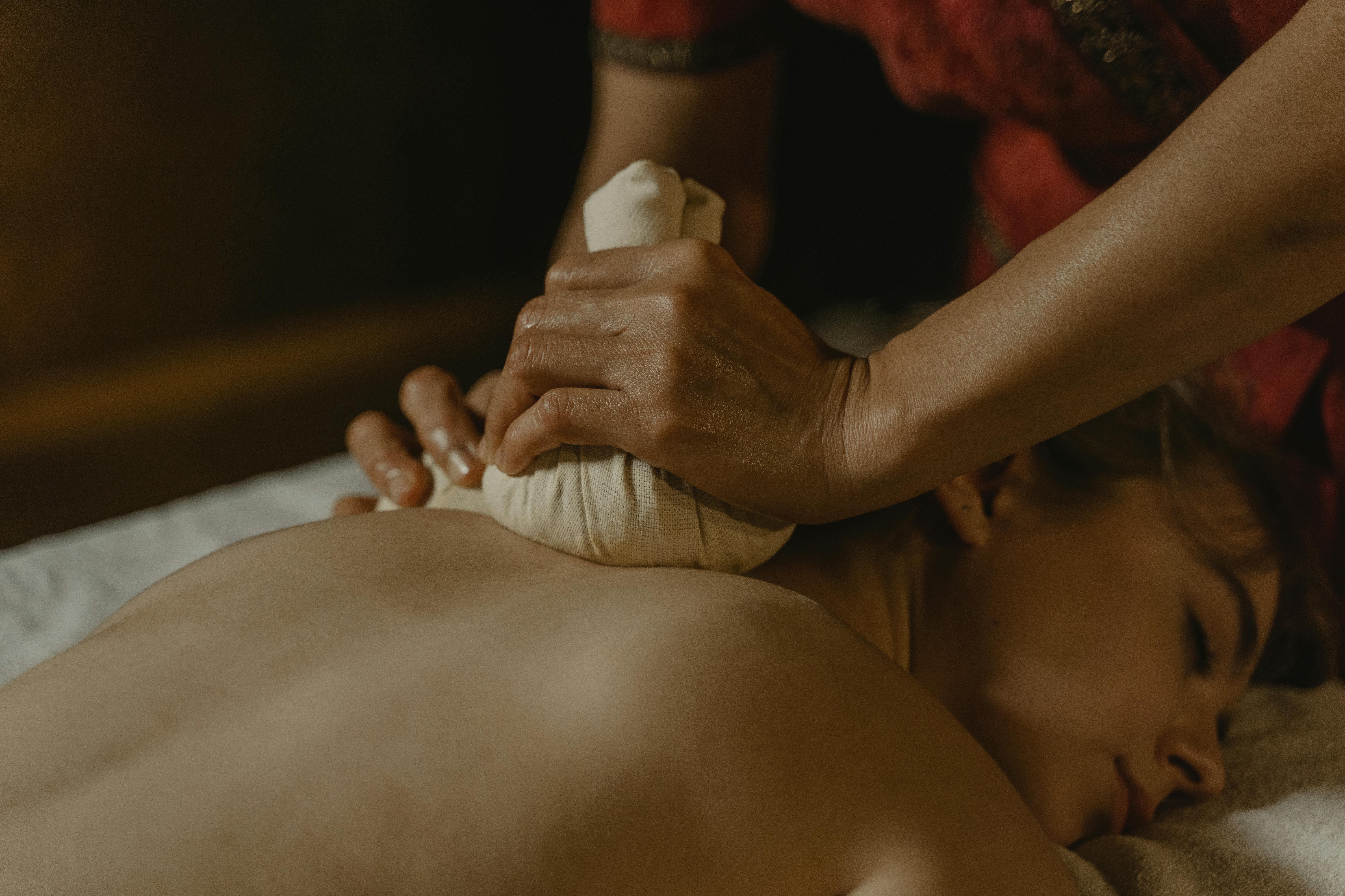 deep-tissue-massage