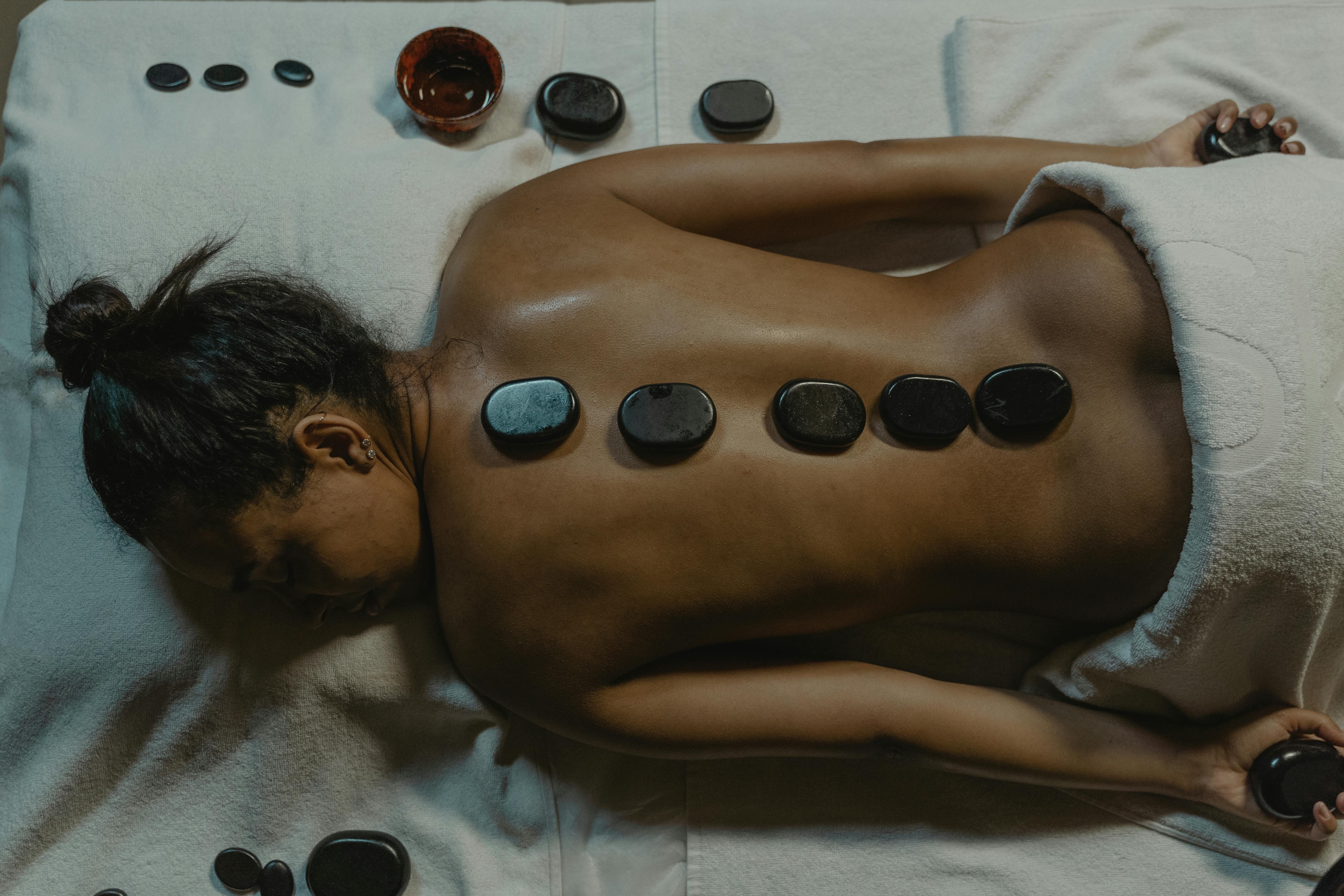 hot-stone-massage